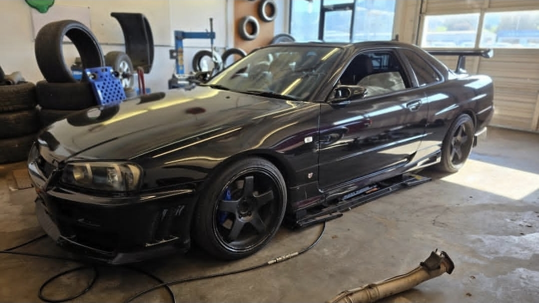 R34 Skyline GT-R — In the Shop